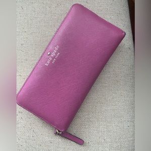 Kate Spade zippered continental wallet